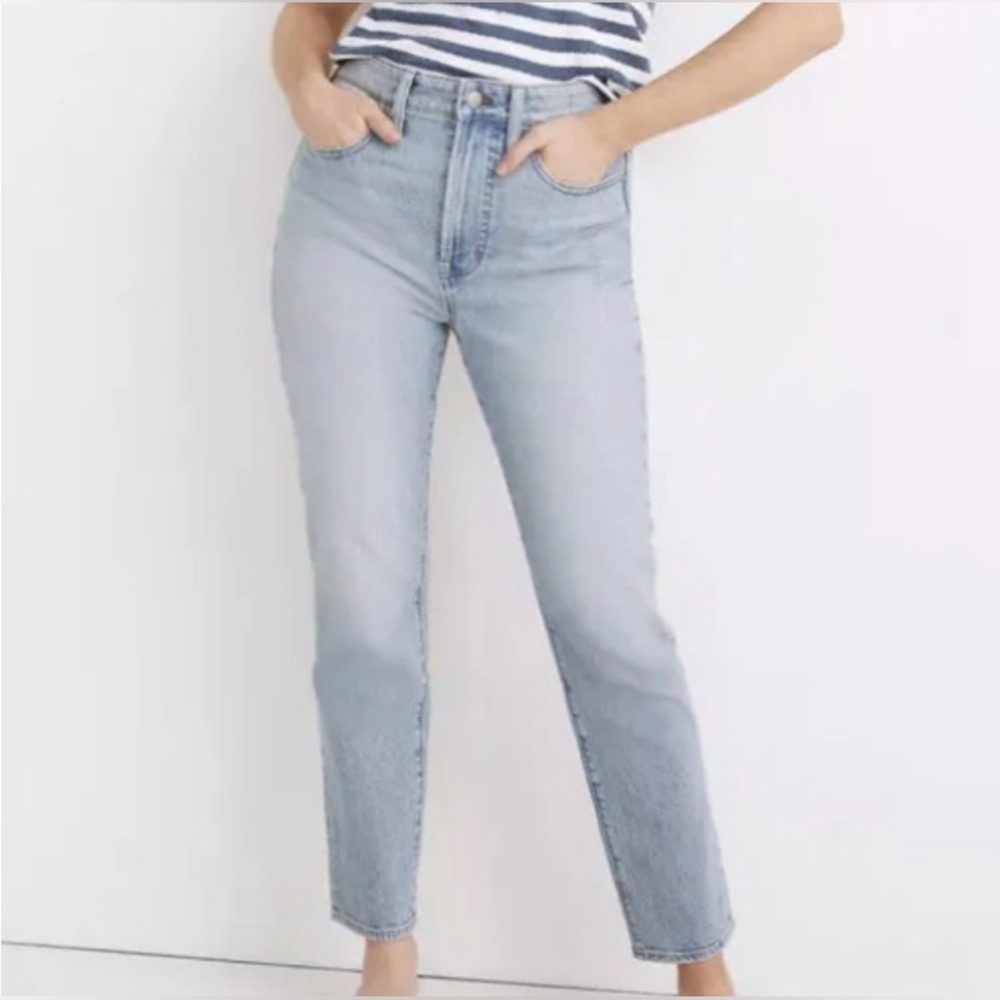 Madewell Women’s Curvy Perfect Vintage Jean Size 30 Straight Leg, Crop Jean